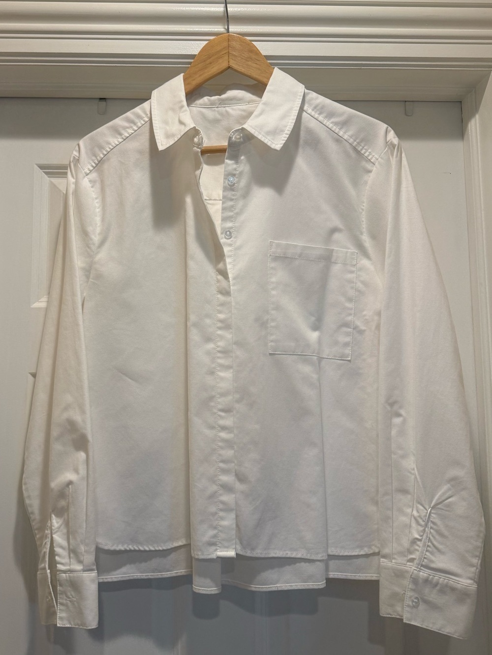 Crisp White Button-Up Shirt Small Medium